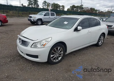 2009 Infiniti G37X из США, поврежденный, VIN JNKCV61F89M054610